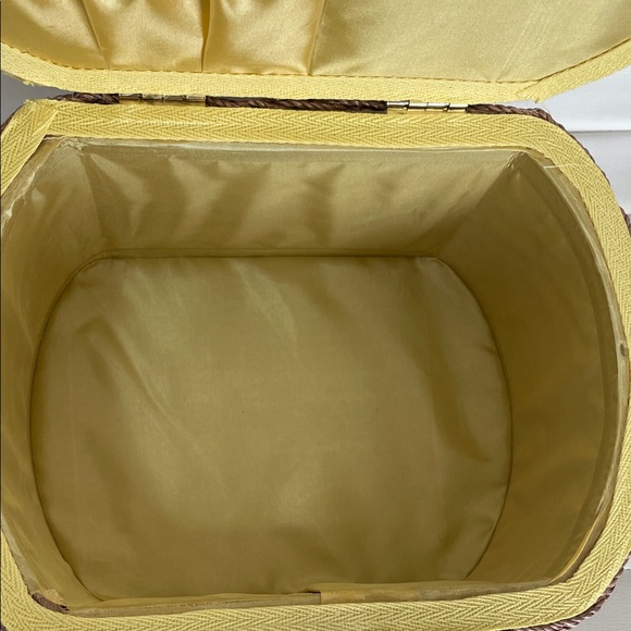 Colorful Woven Sewing Basket - Picture 6 of 10